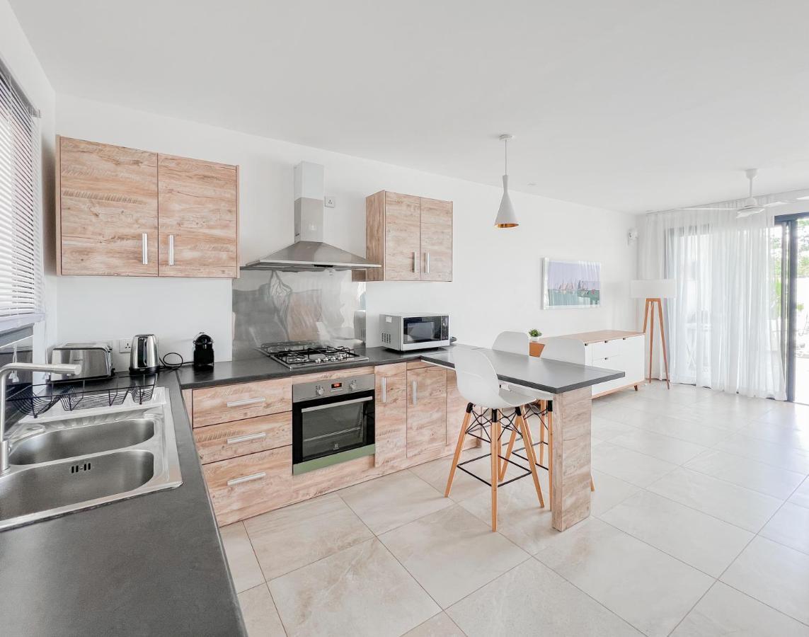 Celestial - Premium 3 Bedrooms With Volcanic Stone Pool *