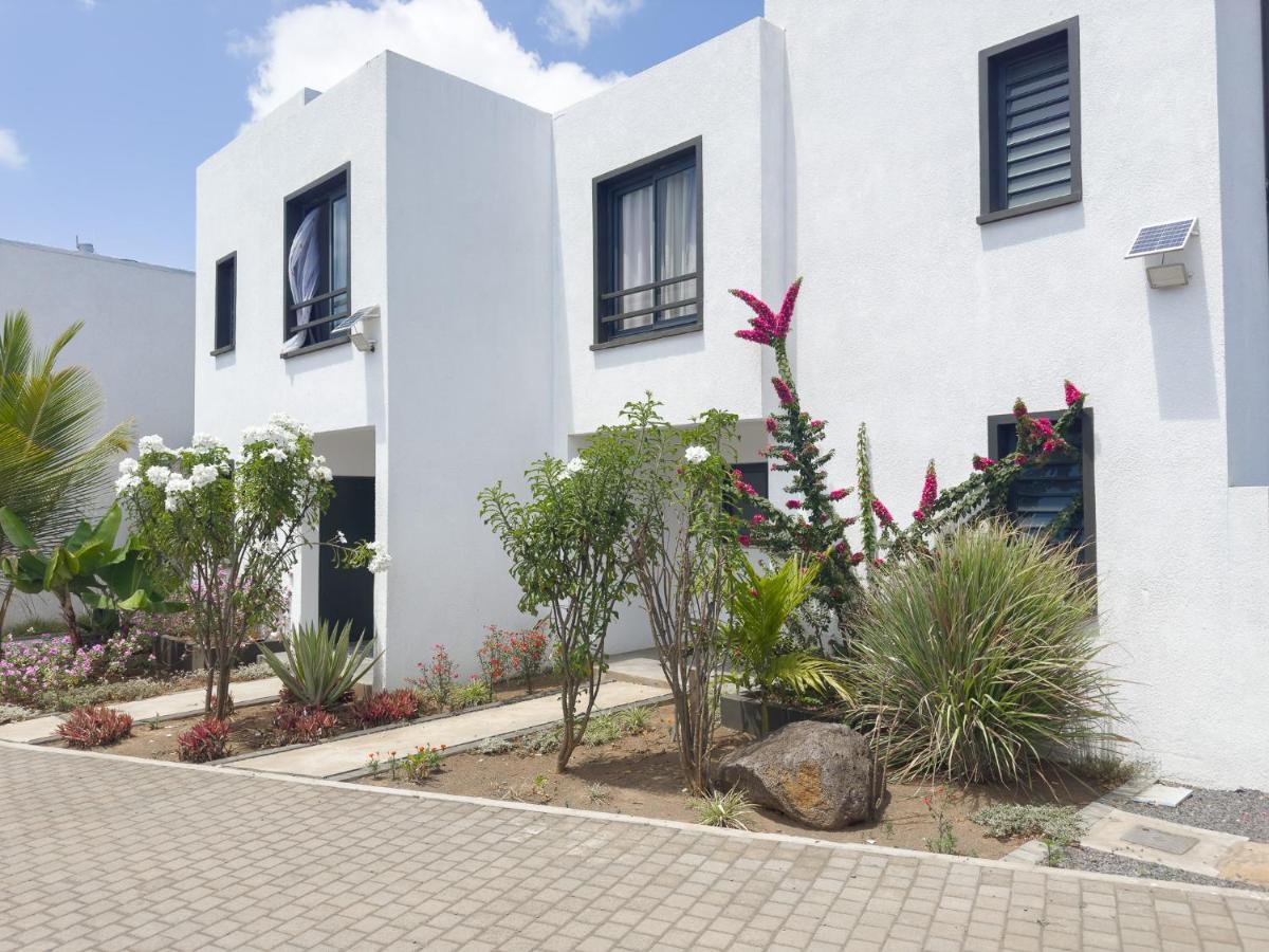 Celestial - Premium 3 Bedrooms With Volcanic Stone Pool * Grand Bay