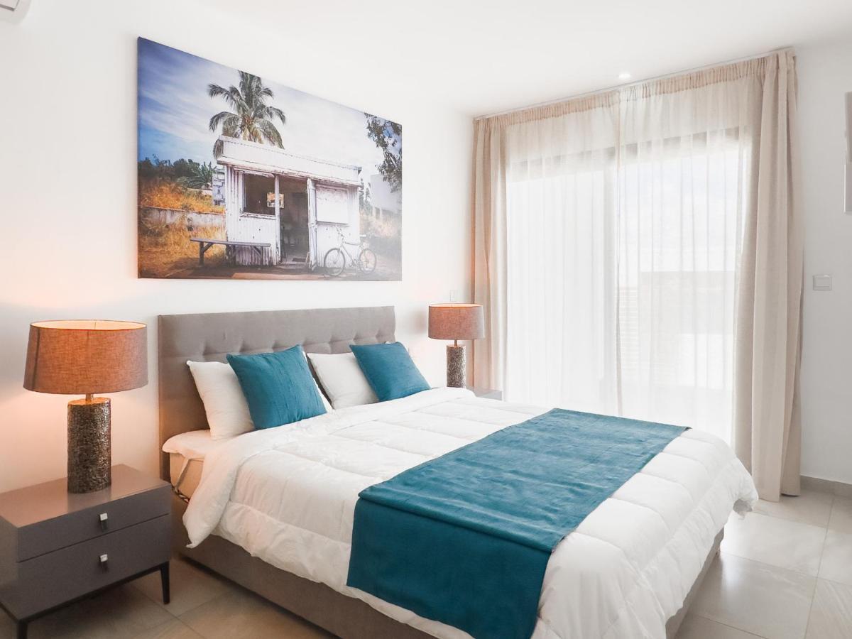 Villa Celestial - Premium 3 Bedrooms With Volcanic Stone Pool *